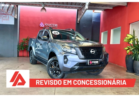 Nissan Frontier 2024 Cinza — foto 1 de 3