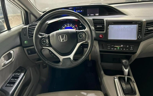 imagem-https://www.socarrao.com.br/sc-vehicle-images-prod/914870/1773951779860-7785322_6_B_c64b3c1c3b.jpeg