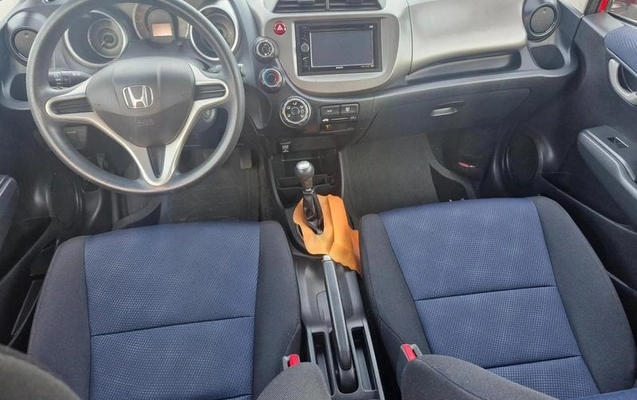 imagem-https://www.socarrao.com.br/sc-vehicle-images-prod/914997/1784732097305-7867318_8_B_bfbcc60568.jpeg