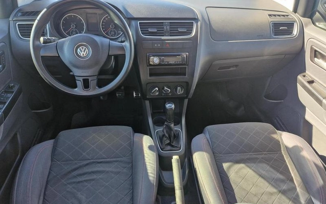 imagem-https://www.socarrao.com.br/sc-vehicle-images-prod/915008/1784732105967-7867253_6_B_2cc02ae634.jpeg