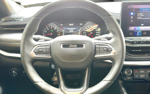 imagem-https://www.socarrao.com.br/sc-vehicle-images-prod/915013/1773161185598-5_020529.jpg