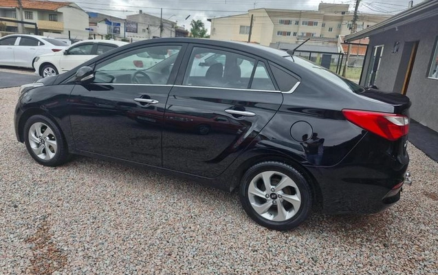 imagem-https://www.socarrao.com.br/sc-vehicle-images-prod/915019/1784732120140-7867282_4_B_4f611246e0.jpeg
