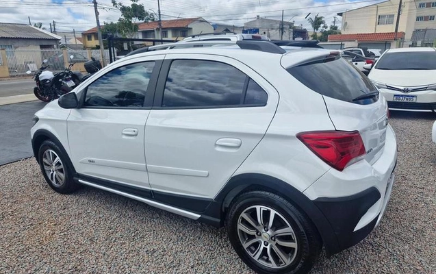 imagem-https://www.socarrao.com.br/sc-vehicle-images-prod/915024/1784732128297-7867462_4_B_60c1b11829.jpeg