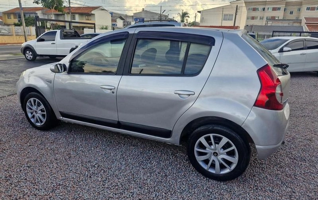 imagem-https://www.socarrao.com.br/sc-vehicle-images-prod/915029/1784750310693-7867228_4_B_3a3dd600b5.jpeg