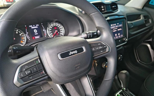 imagem-https://www.socarrao.com.br/sc-vehicle-images-prod/915094/1787778473668-7881124_1_B_63e32f48ad.jpeg