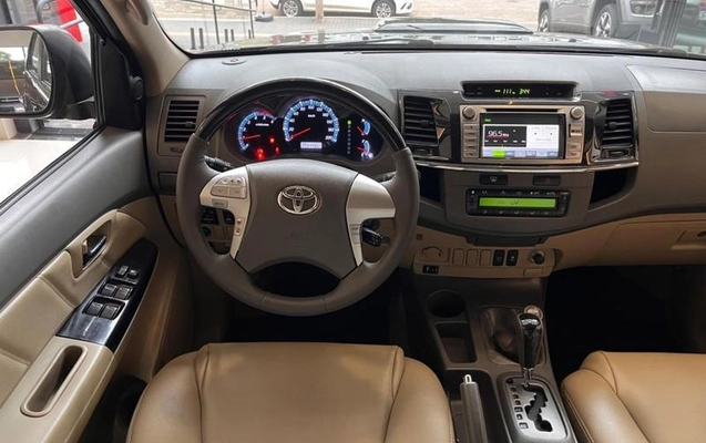 imagem-https://www.socarrao.com.br/sc-vehicle-images-prod/915287/1787167524233-7880700_8_B_ccdfdf7af2.jpeg