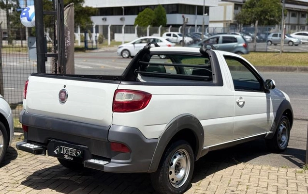 imagem-https://www.socarrao.com.br/sc-vehicle-images-prod/915376/1783599520922-6454256_2_B_50c8961869.jpeg