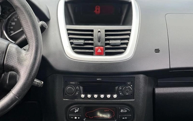 imagem-https://www.socarrao.com.br/sc-vehicle-images-prod/915445/1783599529569-6317747_11_B_1c4a4fca0f.jpeg