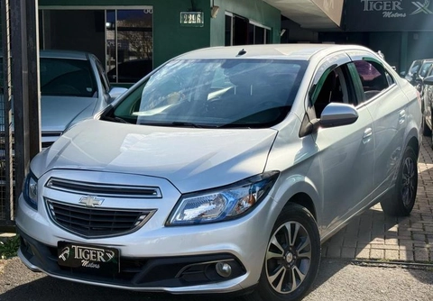Chevrolet Prisma 2015 Prata — foto 1 de 3