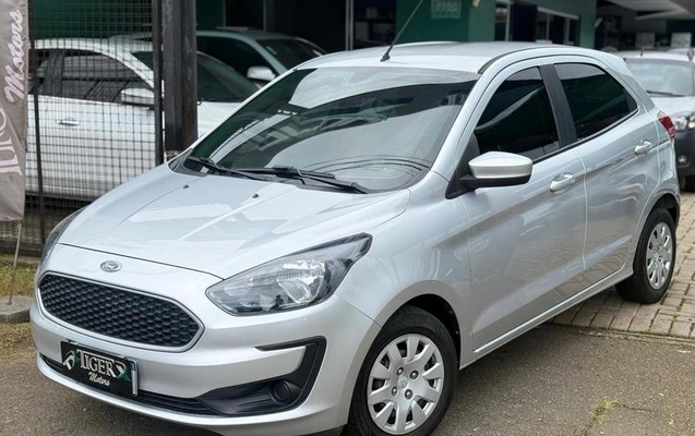 imagem-https://www.socarrao.com.br/sc-vehicle-images-prod/915452/1783599423184-7587709_0_B_4c319ccb94.jpeg