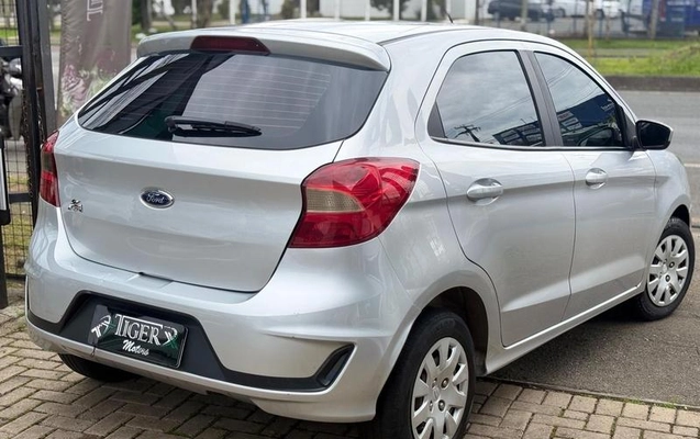 imagem-https://www.socarrao.com.br/sc-vehicle-images-prod/915452/1783599423186-7587709_6_B_4a1ef3da33.jpeg