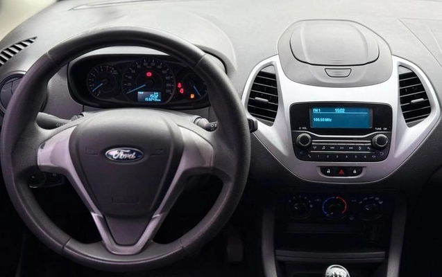 imagem-https://www.socarrao.com.br/sc-vehicle-images-prod/915452/1783599423187-7587709_10_B_99e3b59107.jpeg