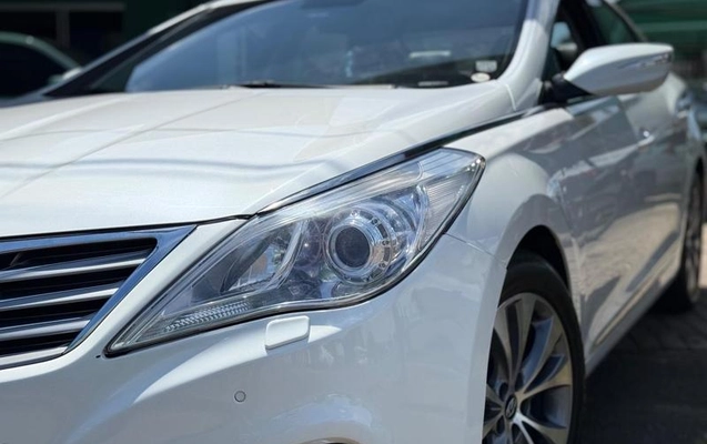 imagem-https://www.socarrao.com.br/sc-vehicle-images-prod/915454/1783599537415-7607576_2_B_6787a13467.jpeg