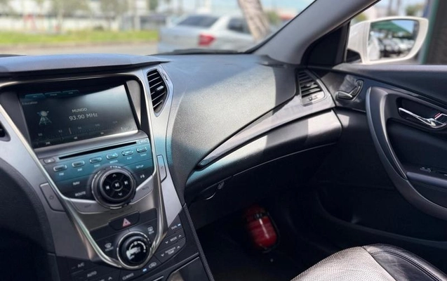 imagem-https://www.socarrao.com.br/sc-vehicle-images-prod/915454/1783599537420-7607576_15_B_13df3df1ca.jpeg