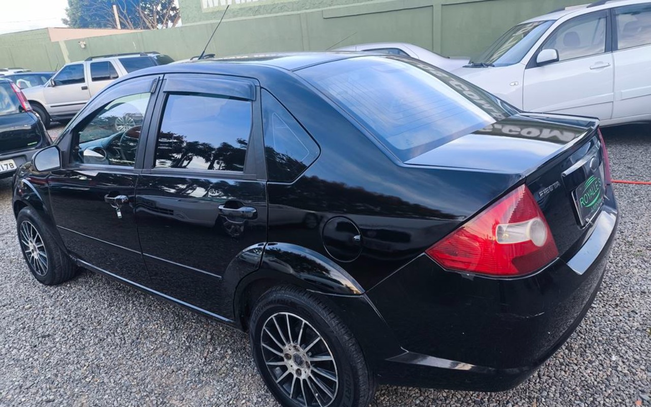 imagem-https://www.socarrao.com.br/sc-vehicle-images-prod/915502/1776359206690-SU1HXzIwMjYwNDE1XzE3MjAyMCAoQ29weSkuanBn.jpg