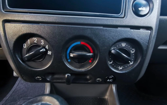 imagem-https://www.socarrao.com.br/sc-vehicle-images-prod/915502/1776359207180-SU1HXzIwMjYwNDE1XzE3MjExNCAoQ29weSkuanBn.jpg
