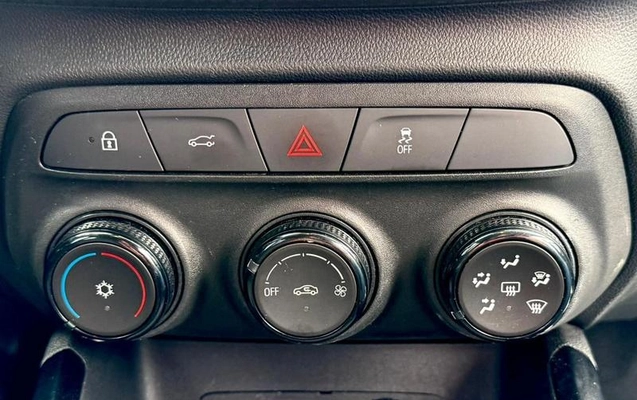 imagem-https://www.socarrao.com.br/sc-vehicle-images-prod/915517/1789664891793-7877193_2_B_f728a6d79f.jpeg