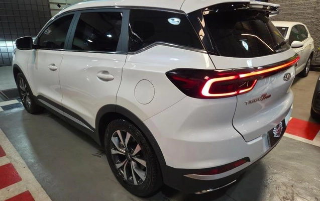 imagem-https://www.socarrao.com.br/sc-vehicle-images-prod/915613/1776970149419-7880538_4_B_099f654785.jpeg
