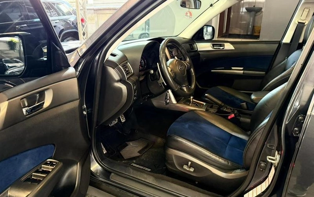 imagem-https://www.socarrao.com.br/sc-vehicle-images-prod/915916/1786803068153-7881919_11_B_a9101fd563.jpeg