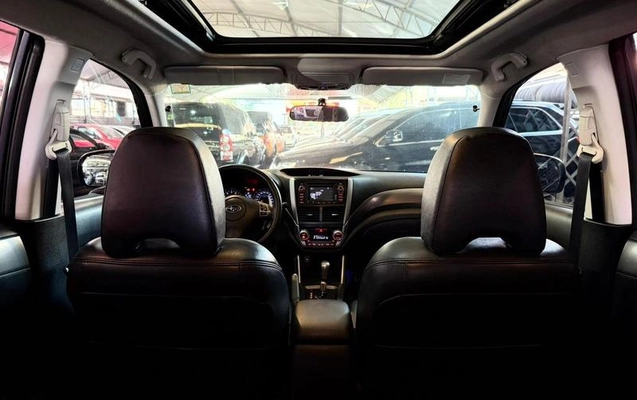 imagem-https://www.socarrao.com.br/sc-vehicle-images-prod/915916/1786803068153-7881919_16_B_7db1c53fc9.jpeg