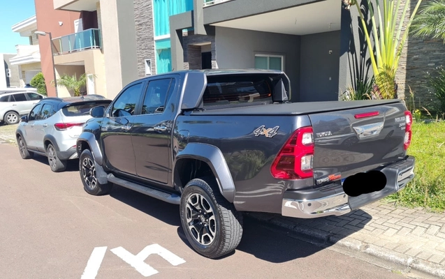 imagem-https://www.socarrao.com.br/sc-vehicle-images-prod/916158/1773192438604-V2hhdHNBcHAgSW1hZ2UgMjAyNS0xMS0zMCBhdCAxOC4xNy40OS5qcGVn.jpeg