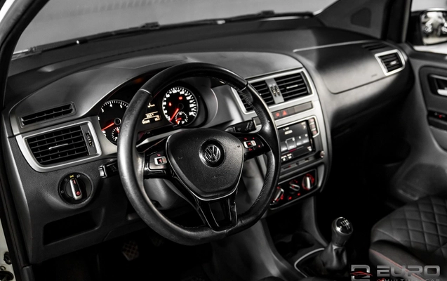 imagem-https://www.socarrao.com.br/sc-vehicle-images-prod/917694/1782219380269-01812e7666564e9ba4fb090f1eeb83e9_1773230332682.jpg