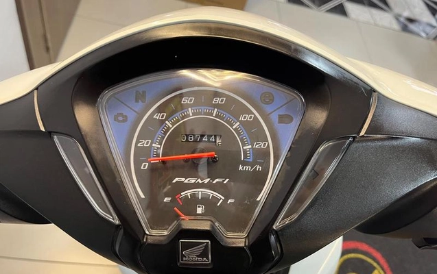 imagem-https://www.socarrao.com.br/sc-vehicle-images-prod/918451/1789505966154-7883681_6_B_0231d90b67.jpeg
