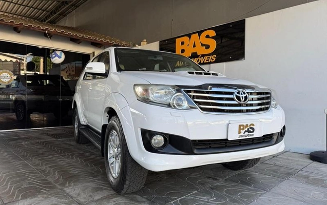imagem-https://www.socarrao.com.br/sc-vehicle-images-prod/918534/1787935260056-7854138_9_B_c7960ed173.jpeg