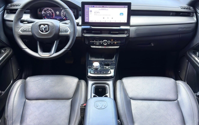 imagem-https://www.socarrao.com.br/sc-vehicle-images-prod/918710/1773239501035-10_054723.jpg