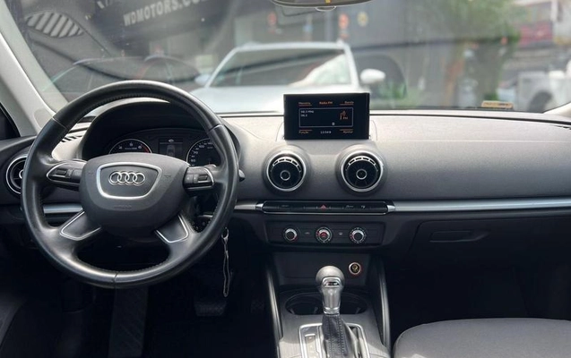 imagem-https://www.socarrao.com.br/sc-vehicle-images-prod/918957/1785934629825-7883368_16_B_5b89abe8c4.jpeg
