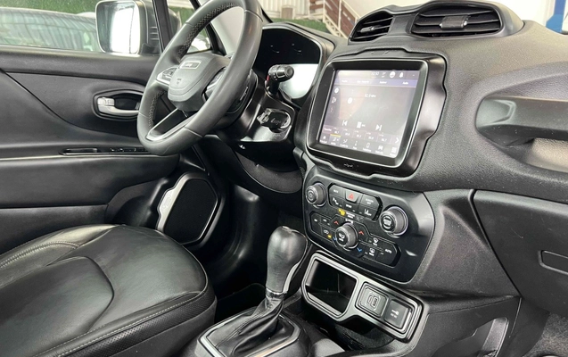 imagem-https://www.socarrao.com.br/sc-vehicle-images-prod/919283/1773249826473-1_022207.jpg