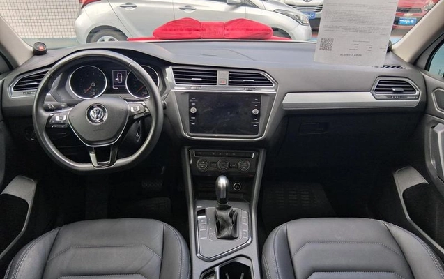 imagem-https://www.socarrao.com.br/sc-vehicle-images-prod/919338/1788982816492-7883631_10_B_0424e8e97e.jpeg
