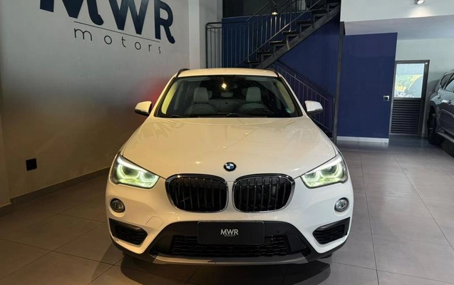 imagem-https://www.socarrao.com.br/sc-vehicle-images-prod/919419/1789150126197-7885132_1_B_f0d4757e19.jpeg