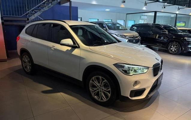 imagem-https://www.socarrao.com.br/sc-vehicle-images-prod/919419/1789150126198-7885132_2_B_56a835b9a3.jpeg
