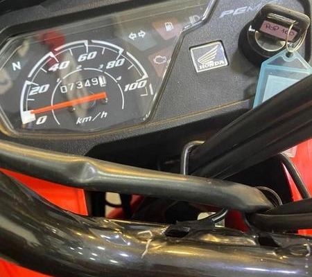 imagem-https://www.socarrao.com.br/sc-vehicle-images-prod/919579/1780057913284-7858673_1_B_2a7710556b.jpeg