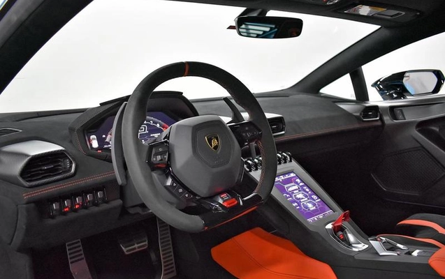 imagem-https://www.socarrao.com.br/sc-vehicle-images-prod/919730/1788364173374-7885140_3_B_389b3b20e9.jpg