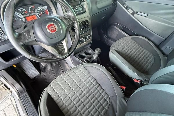 imagem-https://www.socarrao.com.br/sc-vehicle-images-prod/919823/1787075165554-7789218_7_B_c9955adf55.jpeg