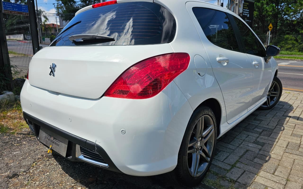 imagem-https://www.socarrao.com.br/sc-vehicle-images-prod/919833/1773258736645-V2hhdHNBcHAgSW1hZ2UgMjAyNi0wMy0wOSBhdCAxNi4zNS4yNiAoMikuanBlZw.jpeg