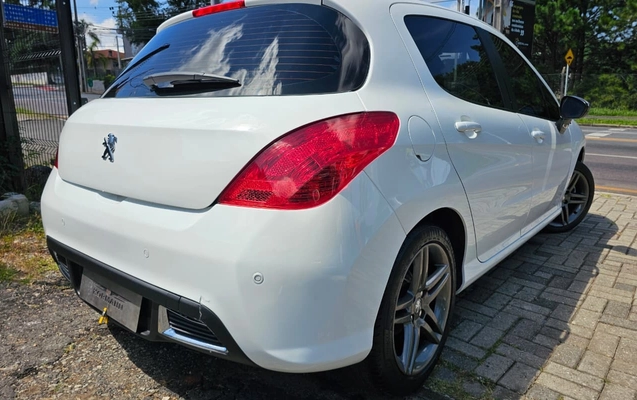 imagem-https://www.socarrao.com.br/sc-vehicle-images-prod/919833/1773258736645-V2hhdHNBcHAgSW1hZ2UgMjAyNi0wMy0wOSBhdCAxNi4zNS4yNiAoMikuanBlZw.jpeg