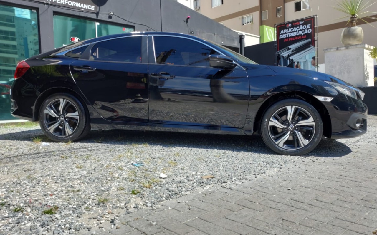 imagem-https://www.socarrao.com.br/sc-vehicle-images-prod/920595/1773290201899-MDEyMmFjN2UtYjAwMy00NzgzLWEzOGYtNjczOTdjMDA3MmI2LmpwZWc.jpeg