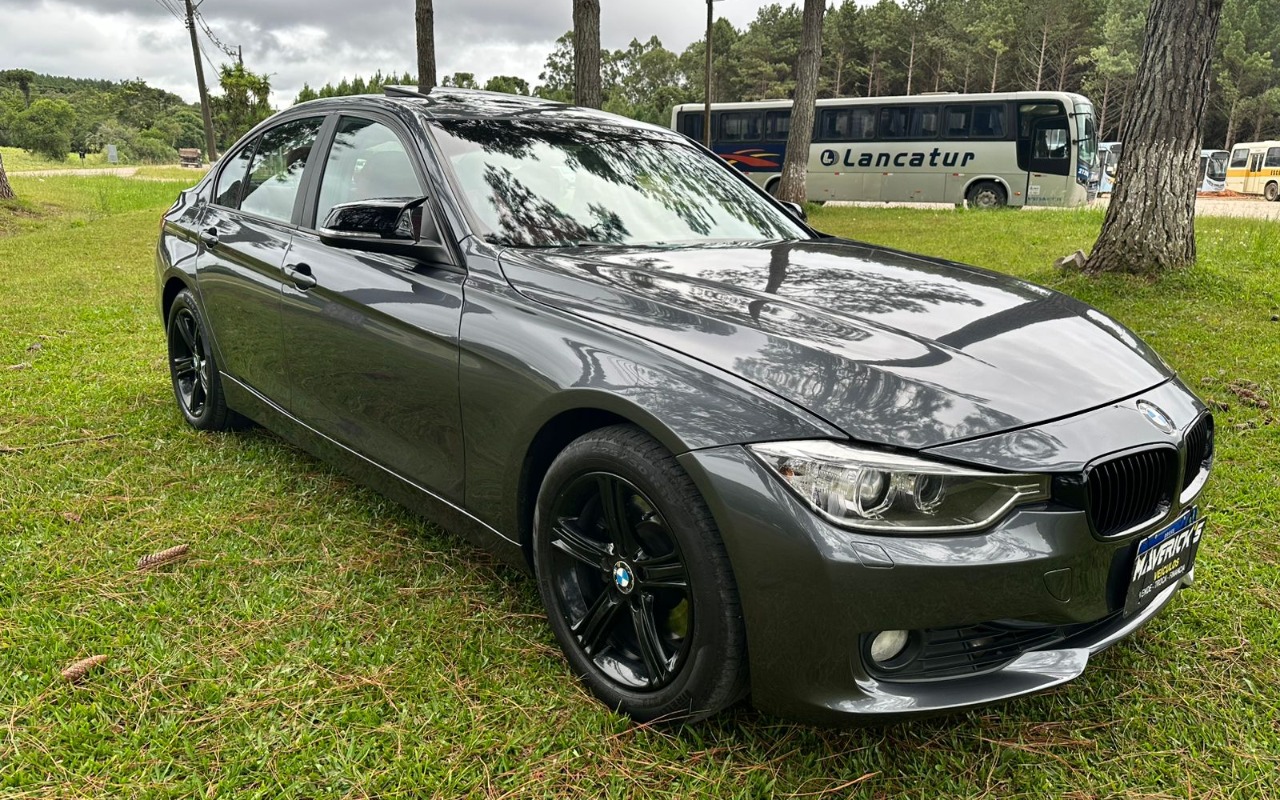 BMW 328i Plus 2.0 TB 16V 245cv 4p na cor Cinza em Agudos do Sul / PR - 920938