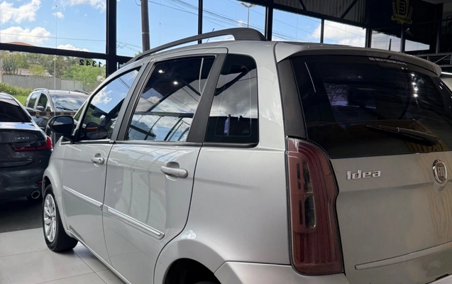 imagem-https://www.socarrao.com.br/sc-vehicle-images-prod/920972/1784297992995-5e47172f-aaec-4a4e-950c-84416c16762c.jpg