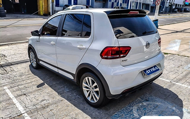 imagem-https://www.socarrao.com.br/sc-vehicle-images-prod/921466/1773776877511-5b14d8fb-be1a-41ec-a09d-a5fb0946bc4c.jpg