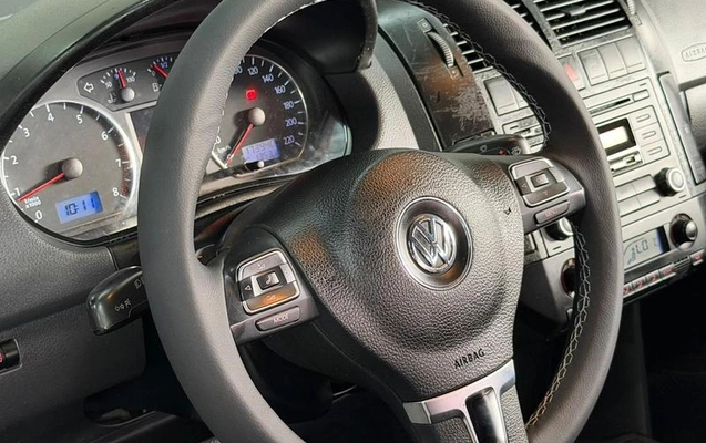 imagem-https://www.socarrao.com.br/sc-vehicle-images-prod/921685/1788466691960-7852347_12_B_602562569c.jpeg