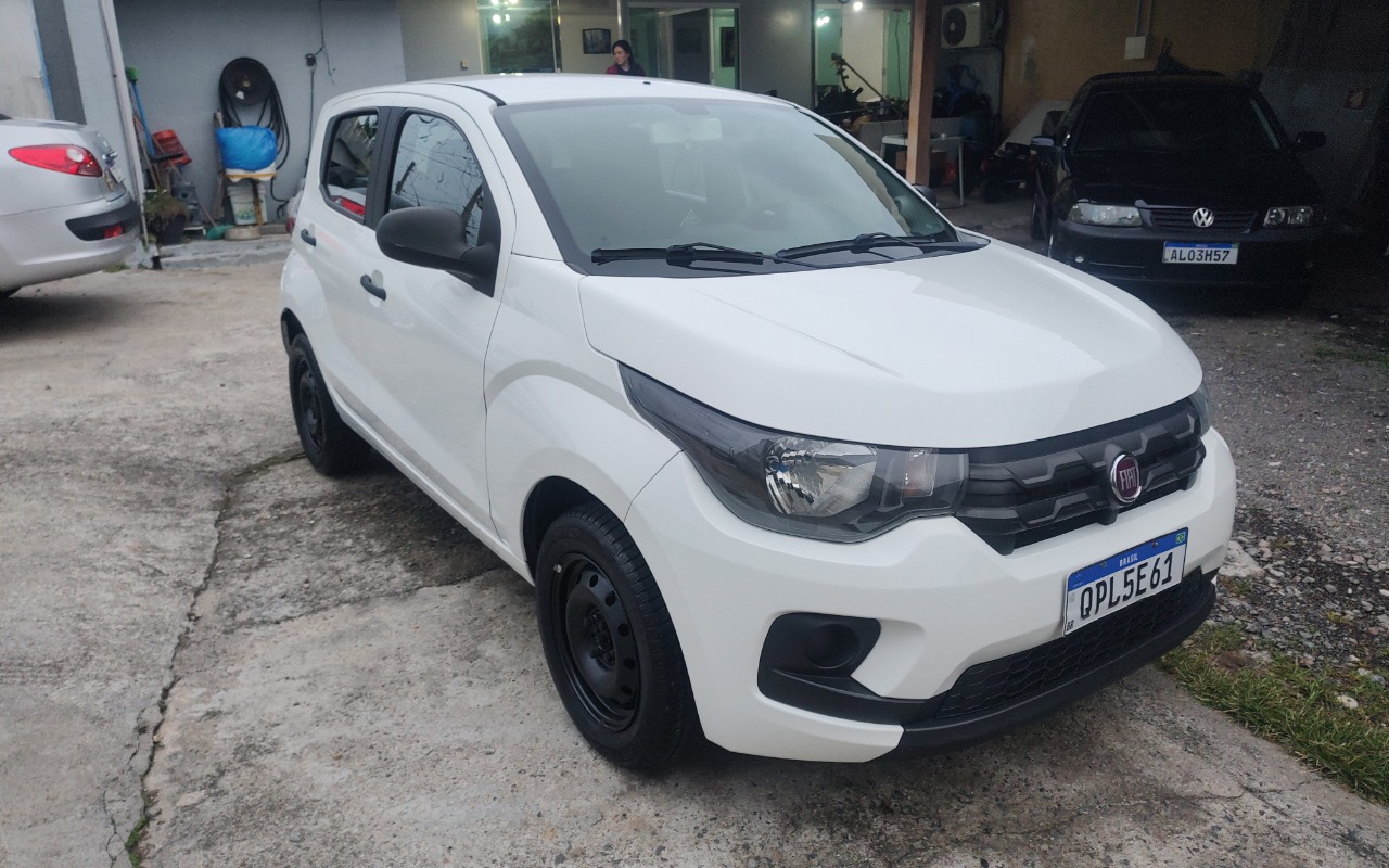 imagem-https://www.socarrao.com.br/sc-vehicle-images-prod/921760/1773330340757-SU1HXzIwMjYwMzExXzE4MTkzNTkxOS5qcGc.jpg