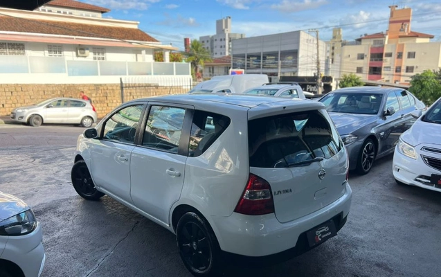imagem-https://www.socarrao.com.br/sc-vehicle-images-prod/921936/1789568877559-gb-3d534b7.jpeg