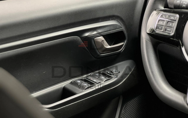 imagem-https://www.socarrao.com.br/sc-vehicle-images-prod/921949/1776879659834-5c21173fee9549a193dd4668a4bf5886_1773335010492.jpg
