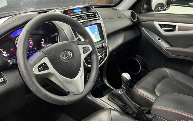 imagem-https://www.socarrao.com.br/sc-vehicle-images-prod/922002/1784064292625-003_b6cf38eae3d202efe0eab3c42bed322b.png