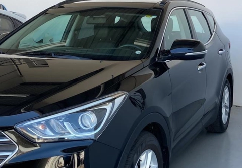Hyundai Santa Fé 2018 Preto — foto 1 de 3