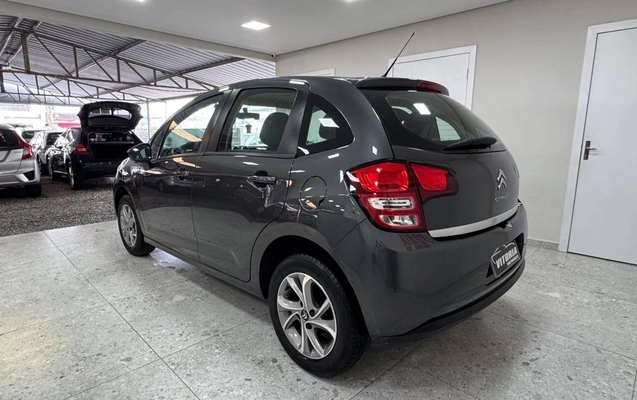 imagem-https://www.socarrao.com.br/sc-vehicle-images-prod/922080/1782305547249-917f140271044c34b035ec6a9a000f8f_1773337228976.jpeg